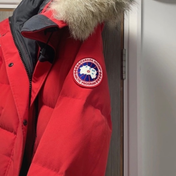 CANADA GOOSE LONG COAT - Picture 2 of 8